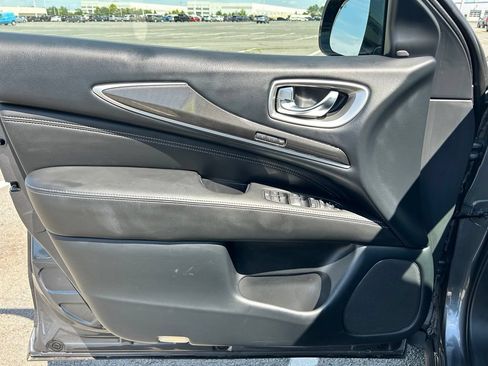 Used 2019 INFINITI QX60 Luxe w/ Essential Package AWD/4WD image 20