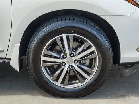 Used 2019 INFINITI QX60 Luxe w/ Essential Package FWD image 11