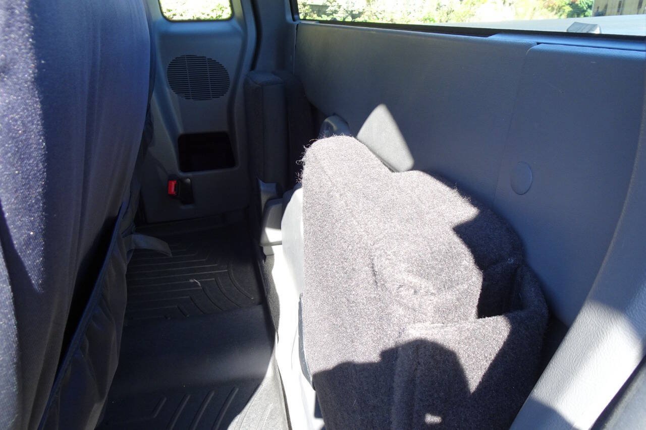 Used 2011 Ford Ranger XLT w/ Bright Trim Group AWD/4WD image 18