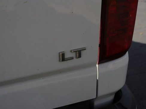 Used 2024 Chevrolet Silverado 2500 LT image 7