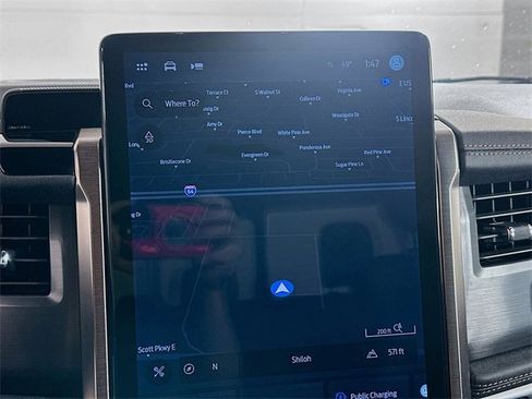 Used 2023 Ford F150 Lightning Lariat image 13