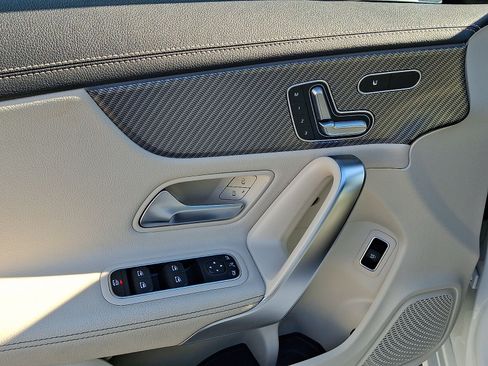 Used 2024 Mercedes-Benz CLA 250 4MATIC image 13