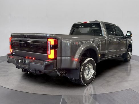 Used 2025 Ford F350 Platinum image 6