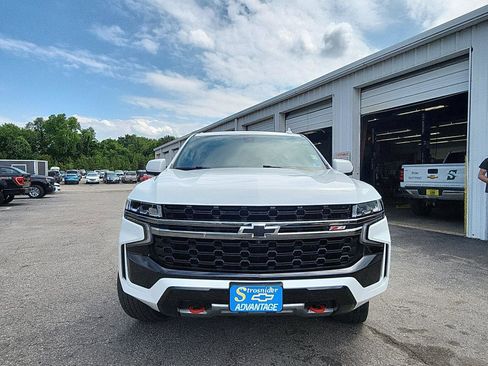 Used 2022 Chevrolet Suburban Z71 w/ Z71 Off-Road Package AWD/4WD image 8