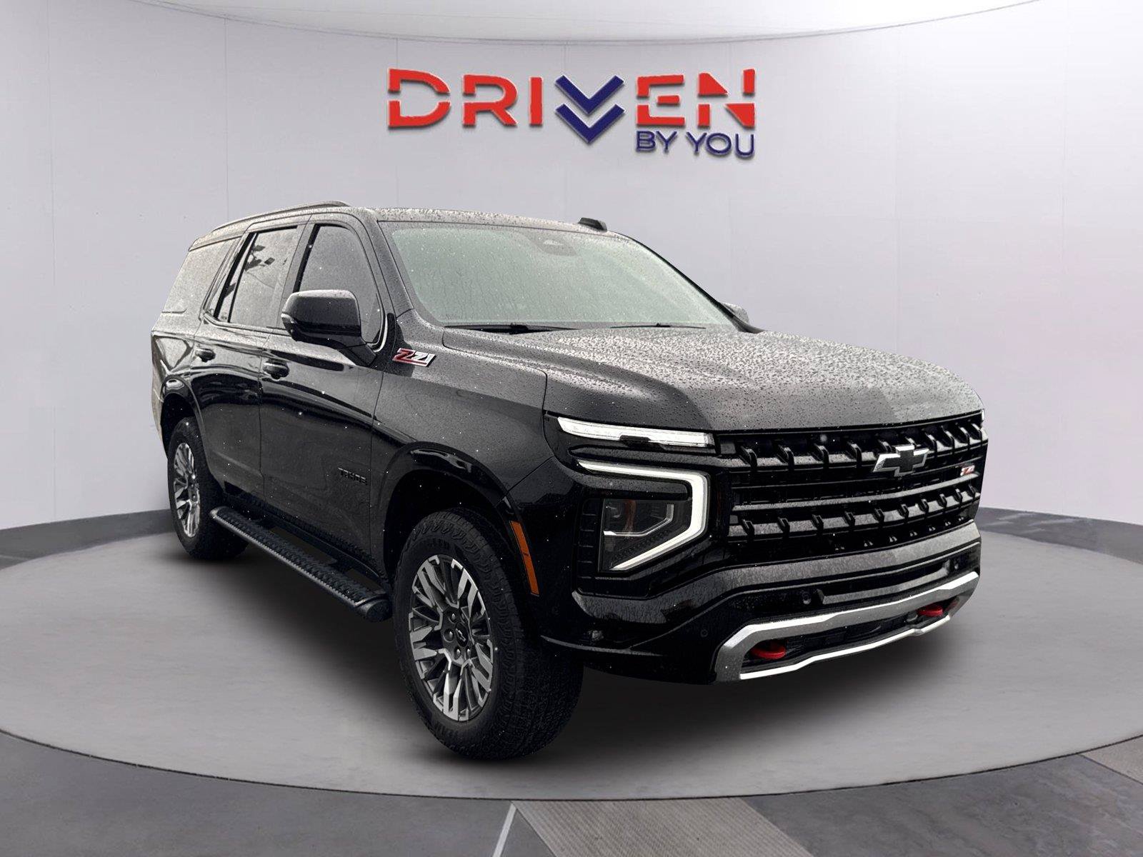 Used 2025 Chevrolet Tahoe Z71 w/ Comfort Package AWD/4WD image 1