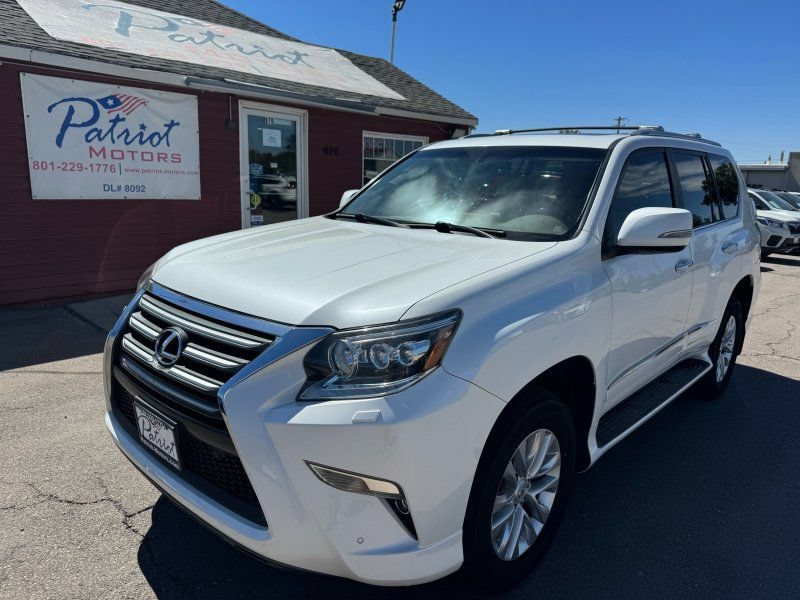 Used 2014 Lexus GX 460 w/ Premium Package AWD/4WD image 1