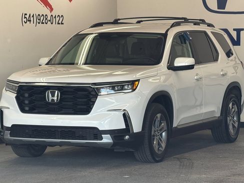 Used 2023 Honda Pilot EX-L image 7