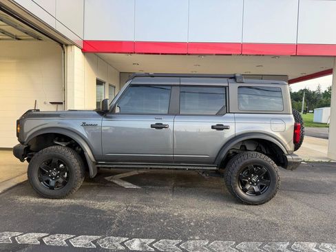 Used 2022 Ford Bronco Black Diamond AWD/4WD image 2