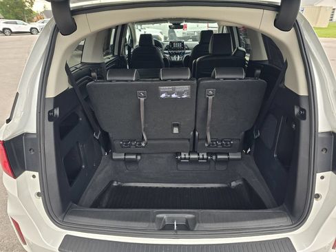 Certified 2025 Honda Odyssey Elite image 26