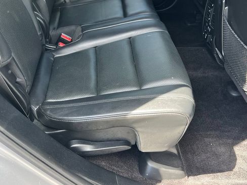 Used 2019 Jeep Grand Cherokee High Altitude AWD/4WD image 19