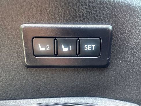 Used 2016 Toyota RAV4 Limited w/ Advanced Technology Package AWD/4WD image 27