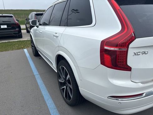 Used 2024 Volvo XC90 B6 Plus w/ Protection Package Premier image 4
