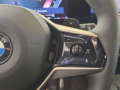 Used 2025 BMW X3 xDrive30i w/ Premium Package image 21