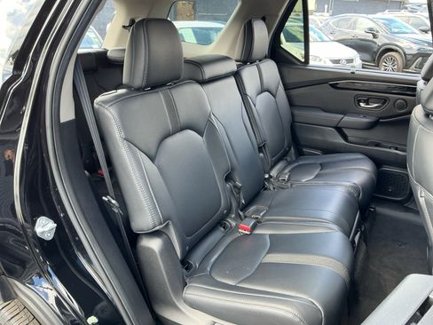 Used 2025 Honda Pilot EX-L image 20