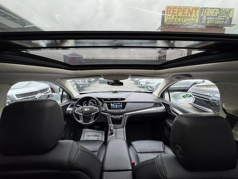 Used 2018 Cadillac XT5 Premium Luxury image 19