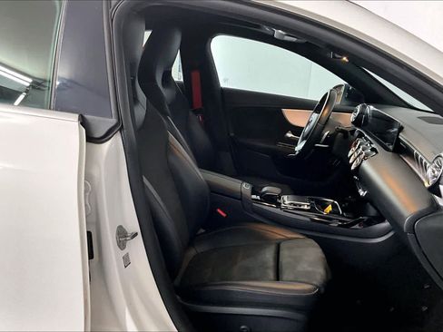 Used 2020 Mercedes-Benz CLA 35 AMG AMG CLA 35 image 8