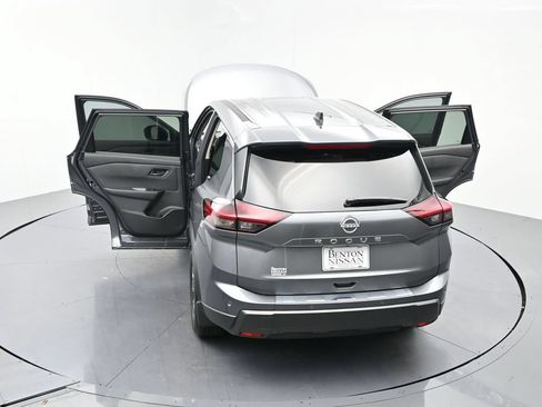 Used 2026 Nissan Rogue S FWD image 23