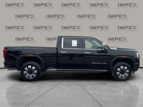 Used 2025 GMC Sierra 3500 Denali w/ Denali Reserve Package image 6