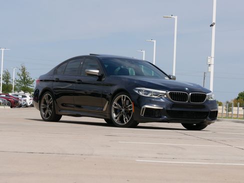 Used 2019 BMW M550i xDrive w/ Premium Package 2 AWD/4WD image 2