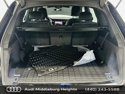 Certified 2026 Audi Q7 3.0T Premium w/ Convenience Plus Package AWD/4WD image 32