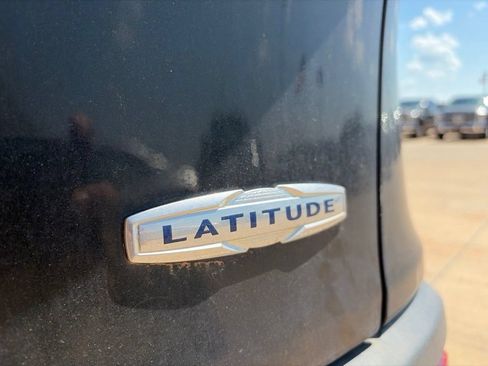 Used 2014 Jeep Cherokee Latitude FWD image 10