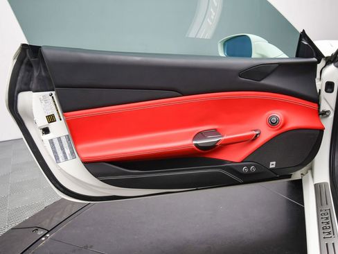 Used 2016 Ferrari 488 GTB image 44