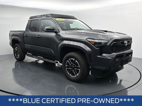 Used 2024 Toyota Tacoma TRD Sport w/ TRD Sport Upgrade Package AWD/4WD image 2