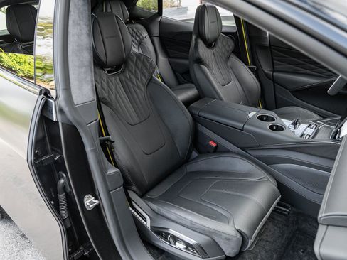 New 2025 Lotus Eletre image 4