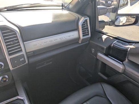 Used 2020 Ford F450 Platinum image 18