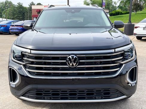 Used 2024 Volkswagen Atlas SE image 7