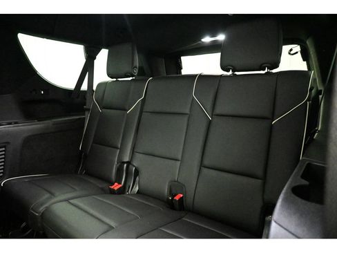 Certified 2024 Cadillac Escalade ESV Premium Luxury w/ LPO, Floor Liner Package AWD/4WD image 23