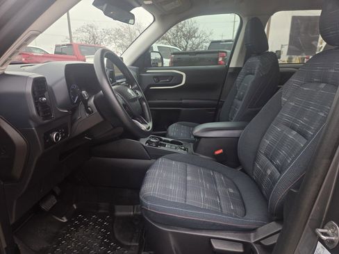 Used 2024 Ford Bronco Sport Heritage image 9