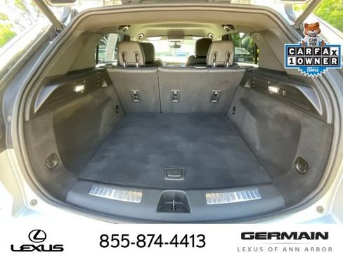 Used 2022 Cadillac XT4 Sport w/ Enhanced Visibility Package AWD/4WD image 22