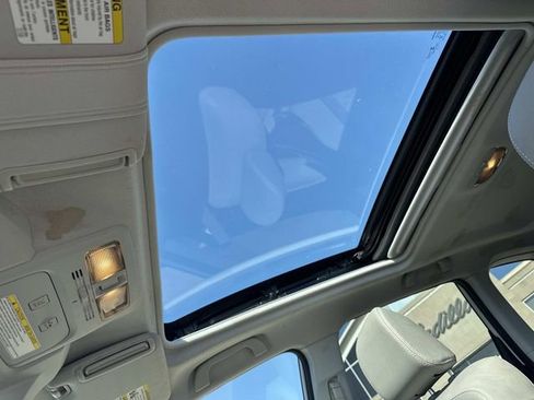 Used 2015 Subaru Forester 2.5i Touring w/ Eyesight & Navigation System image 17