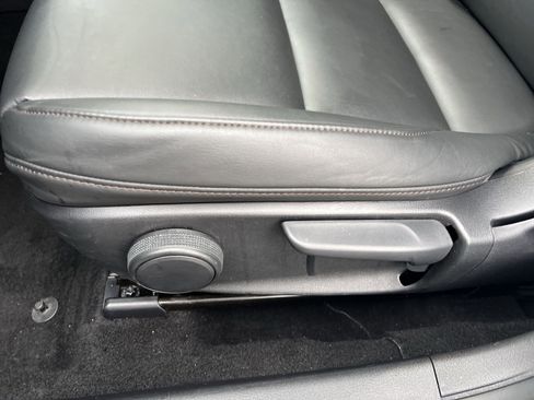 Used 2021 MAZDA MAZDA3 s image 14