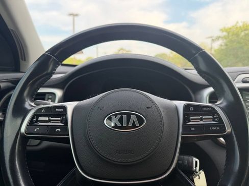 Used 2019 Kia Sorento FWD V6 w/ Option Group 020 image 15
