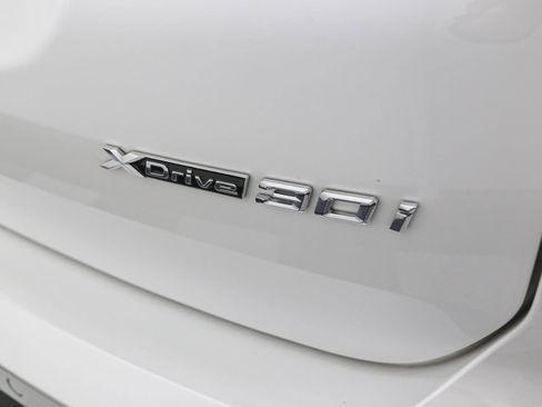 Used 2023 BMW X3 xDrive30i w/ Premium Package image 11