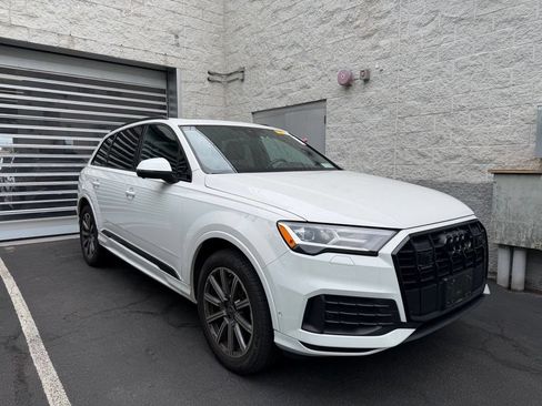 Used 2023 Audi Q7 2.0T Premium Plus w/ Premium Plus Package AWD/4WD image 1