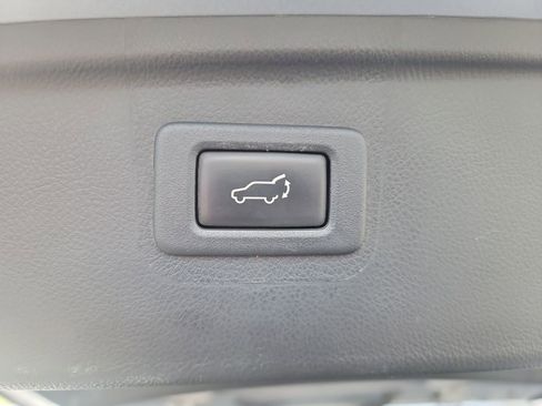 Used 2019 Subaru Outback 2.5i Premium image 31