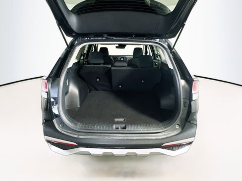 Used 2025 Kia Sportage LX image 29