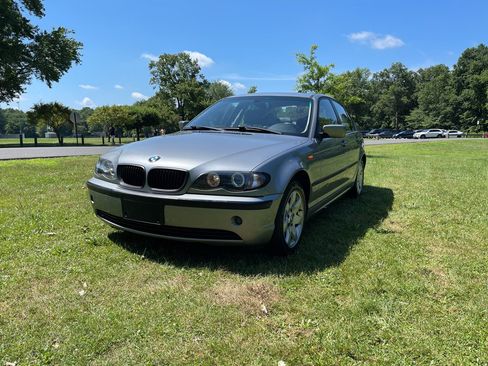 Used 2005 BMW 325xi Sedan AWD/4WD image 5