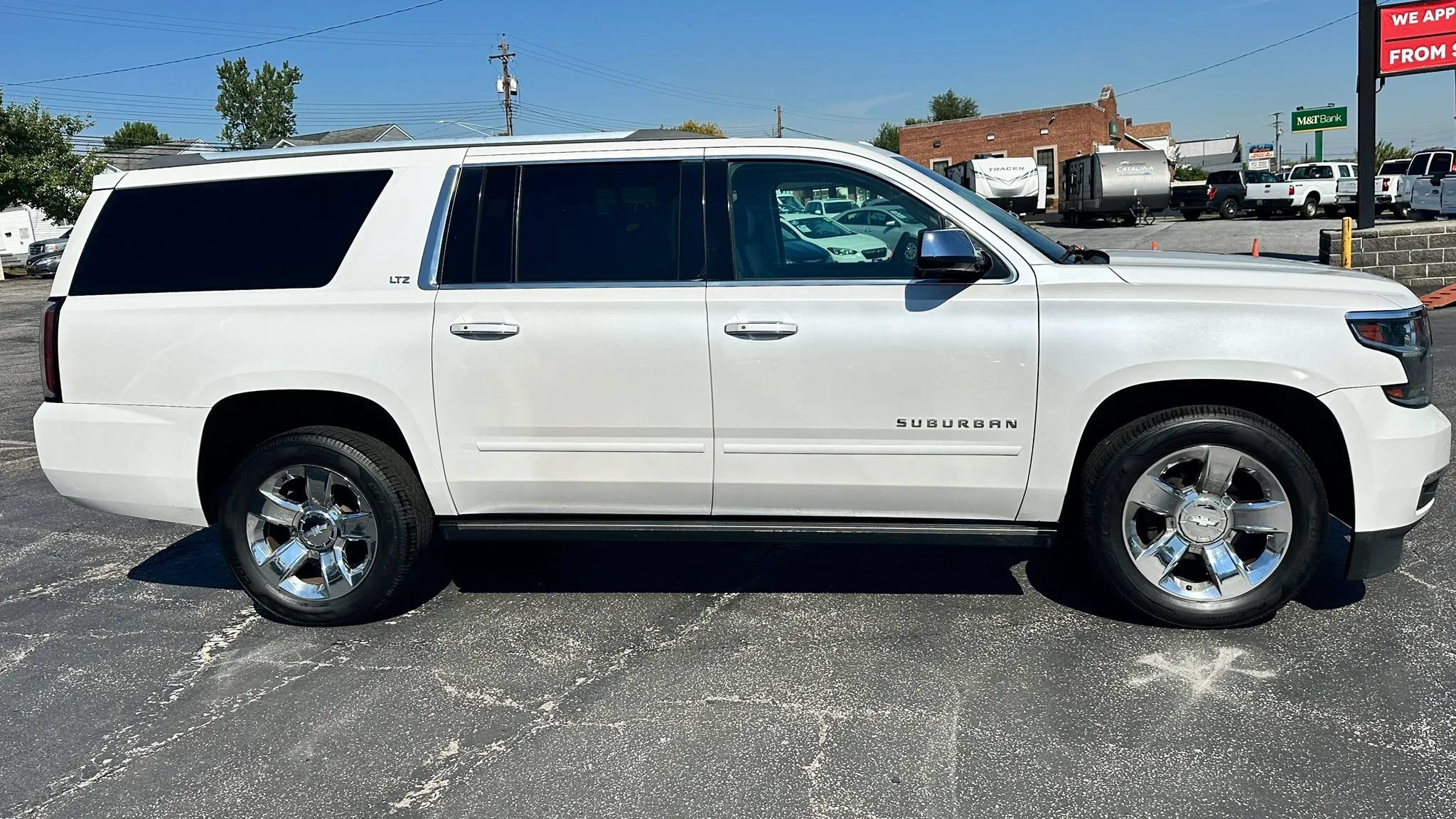 Used 2016 Chevrolet Suburban LTZ AWD/4WD image 4