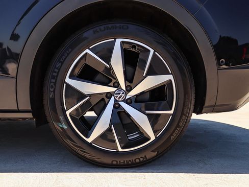 Used 2023 Volkswagen ID.4 Pro S RWD image 10
