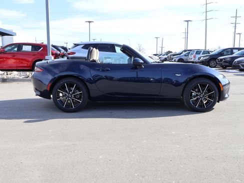 New 2025 MAZDA MX-5 Miata Grand Touring w/ Weather Package image 16