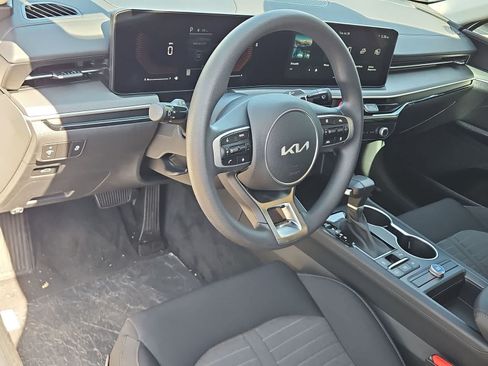 New 2026 Kia K5 LXS FWD image 10