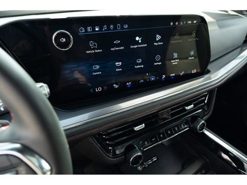 Used 2025 Chevrolet Suburban RST w/ Comfort Package image 23