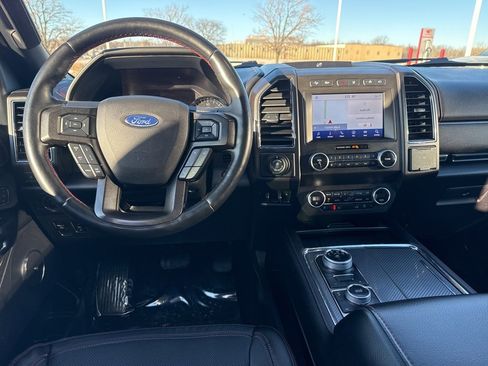 Used 2020 Ford Expedition Limited w/ Equipment Group 303A image 12