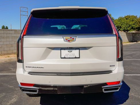 Certified 2021 Cadillac Escalade Premium Luxury image 8