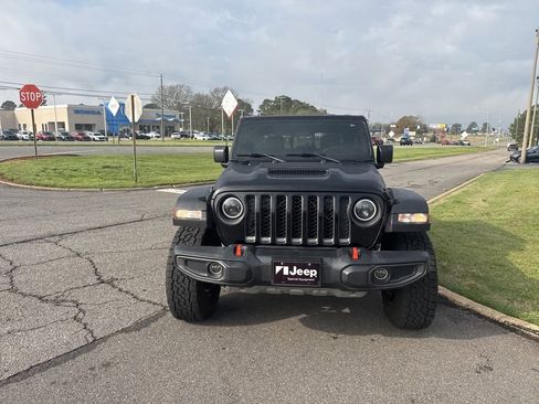 Used 2021 Jeep Gladiator Mojave w/ Trailer Tow Package image 16