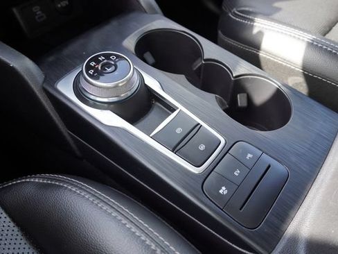 Certified 2022 Ford Escape Titanium FWD image 27